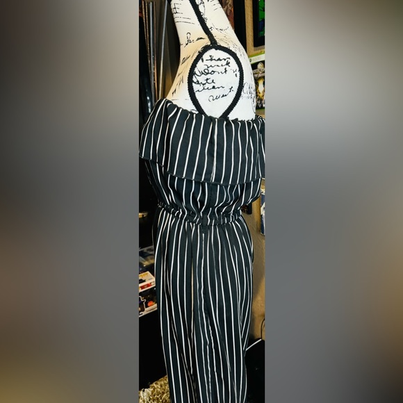 Strapless jumpsuit - Picture 2 of 3